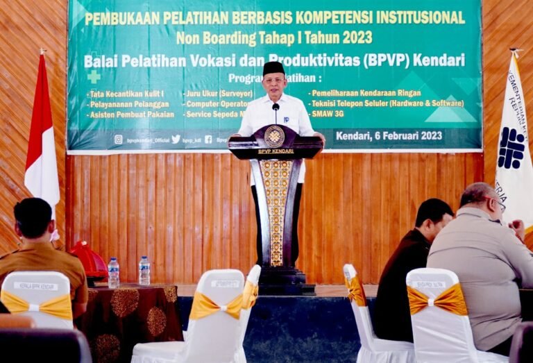 Kembali Buka 10 Paket Pelatihan, Kepala BPVP Kendari Harap Siswa Buka Peluang Kerja