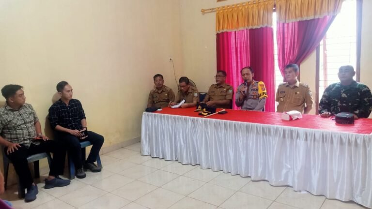 Sempat Viral Tuntut Keadilan atas Lahannya yang Diserobot, Kapolres Konut Mediasi Ibu Ati dan PT. EKU