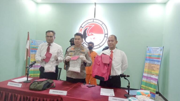 Hendak Edarkan Sabu 1,1 Kilogram, Polda Sultra Amankan Seorang Pemuda dari Konawe di Kendari