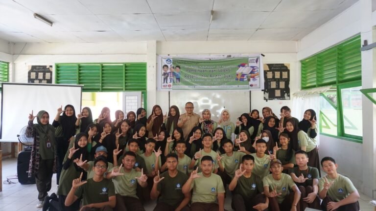 KBST Menjaring Peresensi Muda melalui Krida Literasi Kebahasaan dan Kesastraan