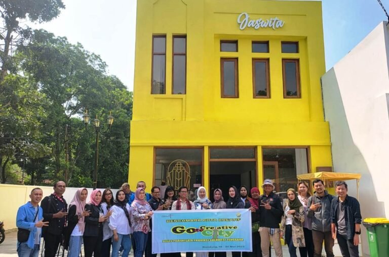 Kunjungi Industri Kreatif di Bandung, Dispar Sultra Tingkatkan Kreativitas