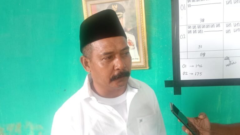 Imran Kamal Kembali Nahkodai Desa Morombo Pantai