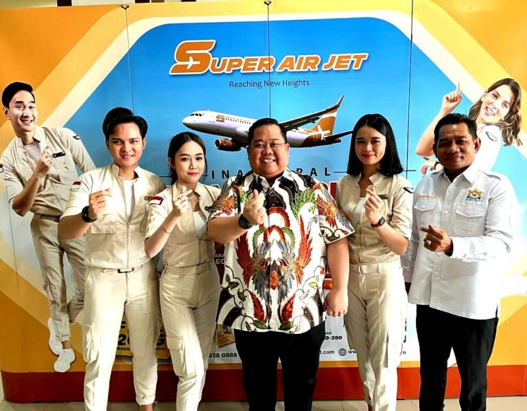 Kadin Sultra Apresiasi Penerbangan Perdana Super Air Jet di Bumi Anoa