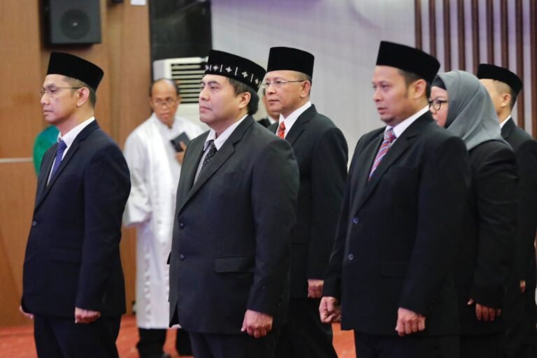 Berhasil Nahkodai BPVP Kendari, Dr. La Ode Haji Polondu Dilantik sebagai Kepala BBPVP Makassar