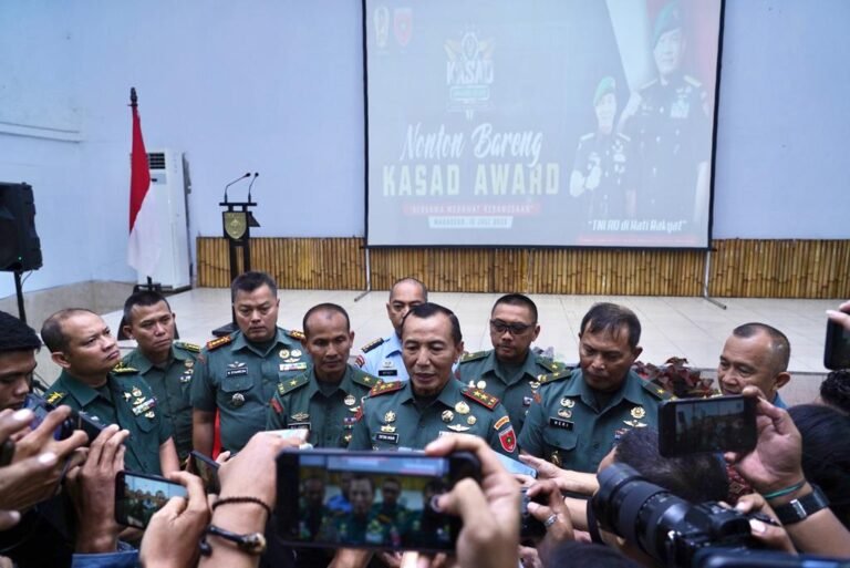Nobar Kasad Award, Pangdam XIV Hasanuddin Sebut Peran Media Sangat Penting dengan Media Kita Merawat Kebangsaan