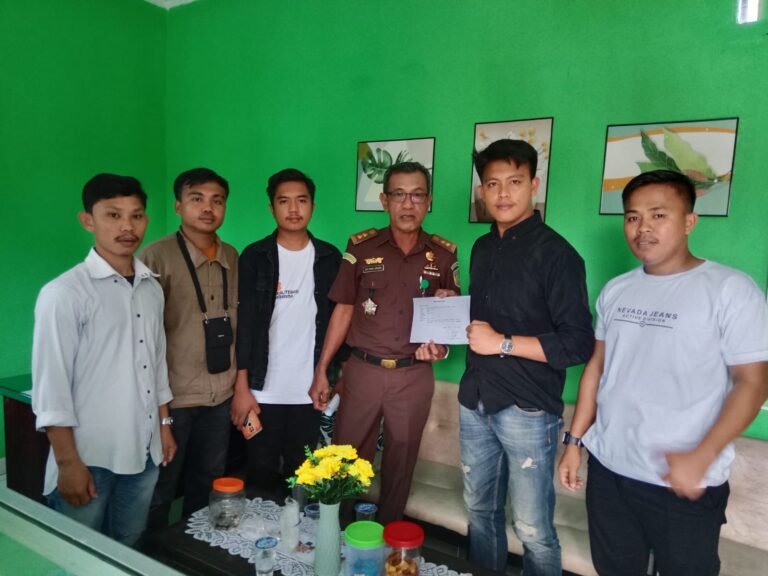 Diduga Fasilitasi Dokumen Terbang Pertambangan Ilegal di Konsel, FKPMI Adukan Kuasa Direktur PT. VDM ke Kejati Sultra