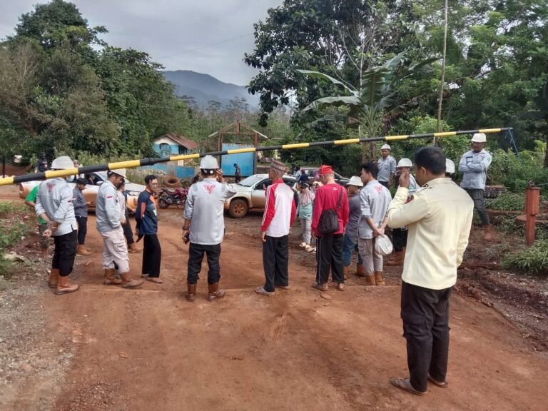 Masyarakat Morombo Konut Aksi di Kantor PT BKU, Tuntut Sejumlah Persoalan