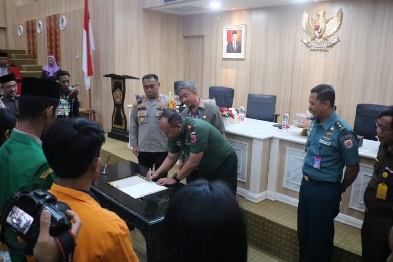 Dandim Kendari Dukung Deklarasi Kerukunan Antar Tokoh Agama di Kota Kendari