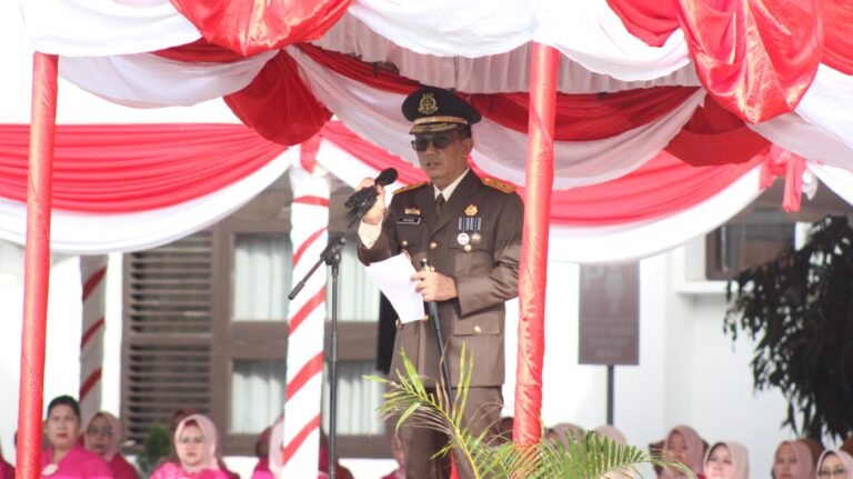 Peringatan Hari Bhakti Adhyaksa ke 63, Kajati Sultra Sampaikan Amanat Jaksa Agung RI