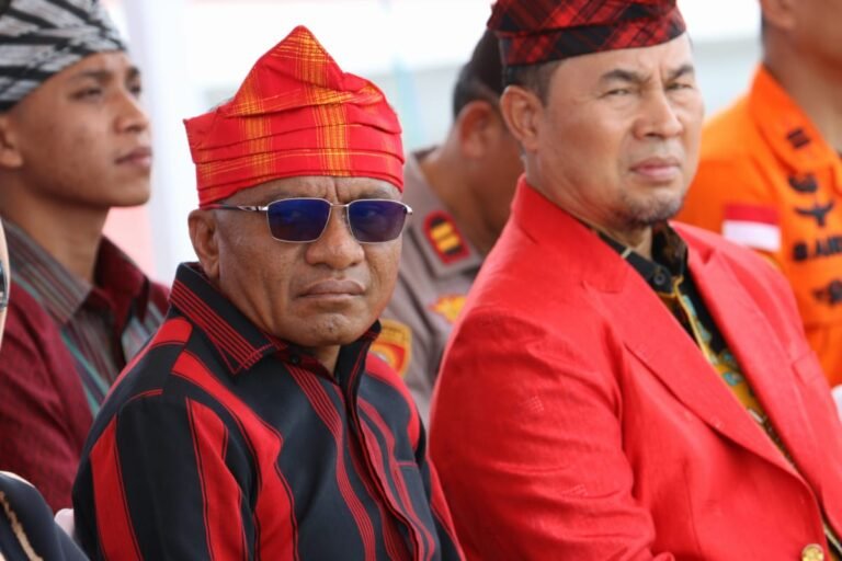 Kakanwil Kemenkumham Sultra Hadiri HUT Buton ke 9 dan Peresmian Bung Karno serta Patung Gajah Mada