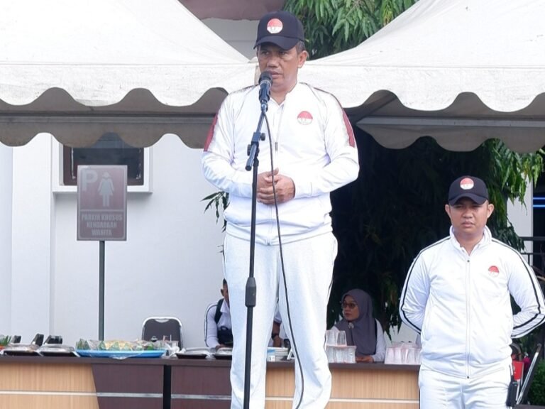 Peringatan Hari Bhakti Adhyaksa ke 63, Kajati Sultra Tutup POR