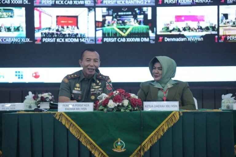 Buka Rakerda Persit, Pangdam XIV Hasanuddin Harap Persit Harus Inovatif, Produktif dan Mandiri