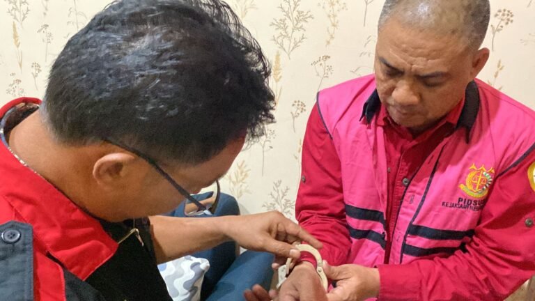 Mantan Bupati Busel Ditetapkan sebagai Tersangka dalam Perkara Tipikor Studi Kelayakan Bandar Udara Cargo Dan Pariwisata