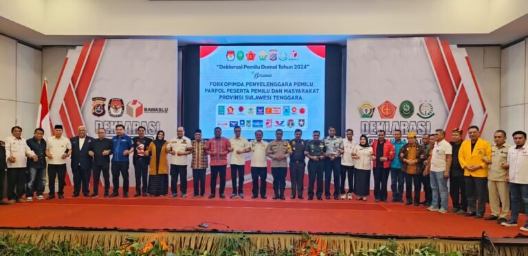 Polda Sultra Gandeng KPU, Bawaslu, Forkompinda, Parpol, dan Ormas, Deklarasikan Pemilu Damai Tahun 2024
