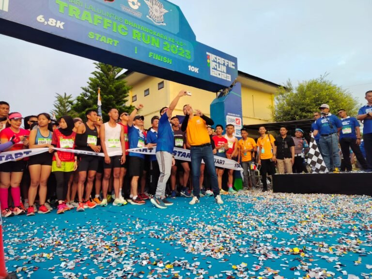 Ribuan Peserta Hadiri Traffic Run 2023 Polda Sultra