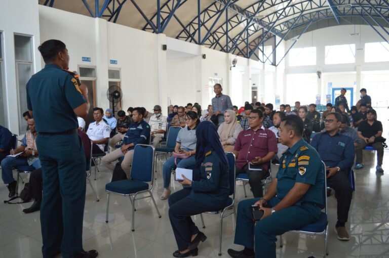 Jaga Kondusifitas Pelabuhan, KSOP Kendari Rembuk Semua Stekholder