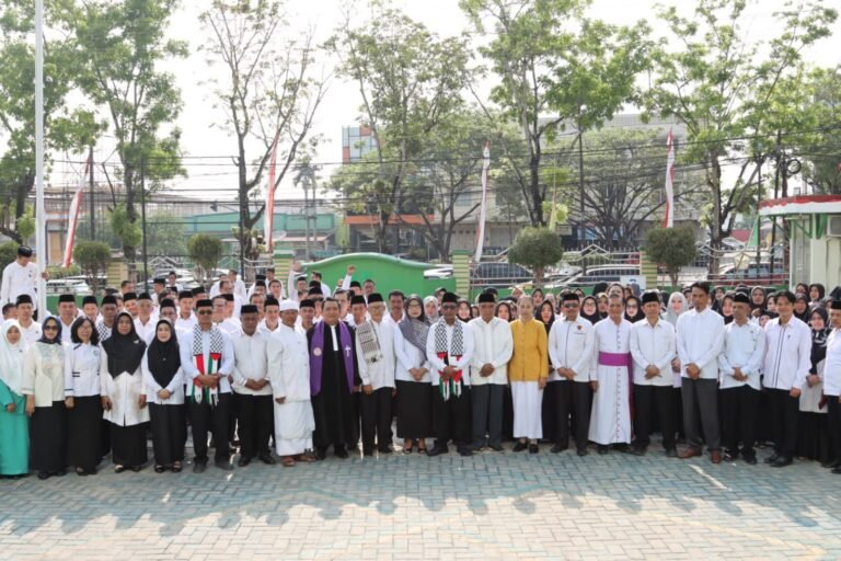 Kanwil Kemenag Sultra Inisiasi Doa Bersama Lintas Agama untuk Palestina