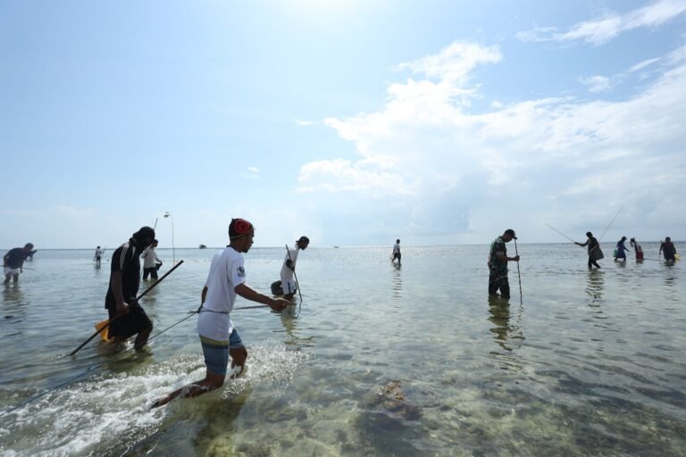 Tombak Ikan Jadi Daya Tarik Wisata Desa Wasuemba Buton