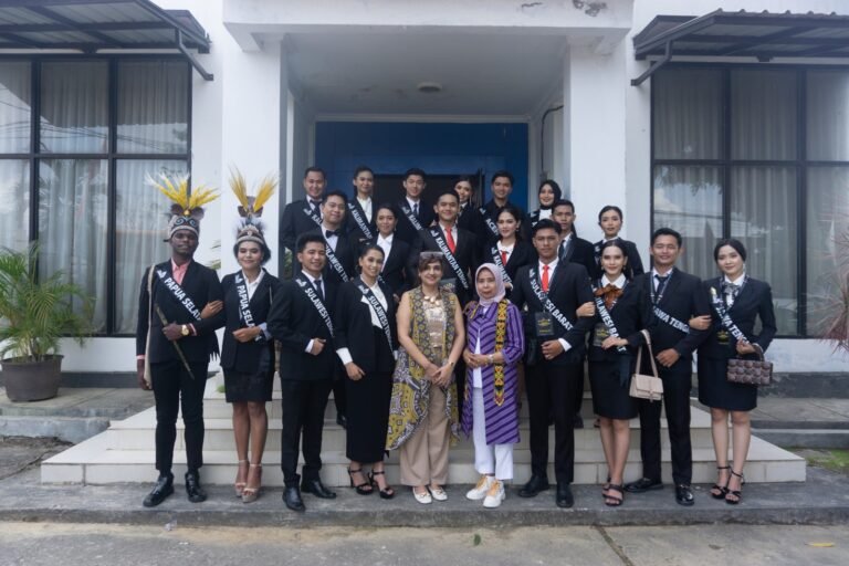 Vicky Shu Meriahkan Grand Final Duta Wisata Sultra