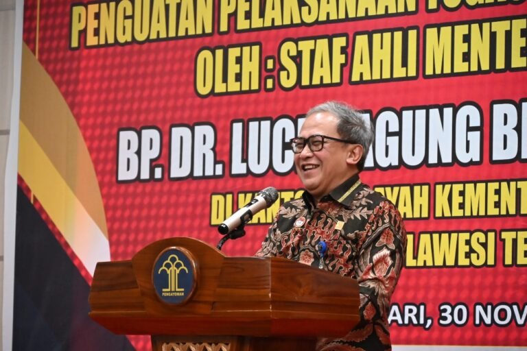 Kunjungi Kanwil Kemenkumham Sultra, Staf Ahli Menteri Bidang Ekonomi Kuatkan Tugas dan Fungsi Beri Penguatan Reformasi Birokrasi  serta Capaian Kinerja