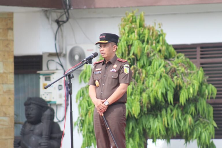 Peringati Harkodia 2023, Kajati Sultra Bacakan Amanat Kajagung Tentang Komitmen dan Tantangan Penanganan Perkara Korupsi