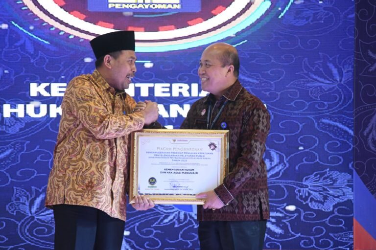 Kemenkumham Kembali Raih Penghargaan, Kualitas Tinggi dalam Penilaian Kepatuhan Penyelenggaraan Pelayanan Publik