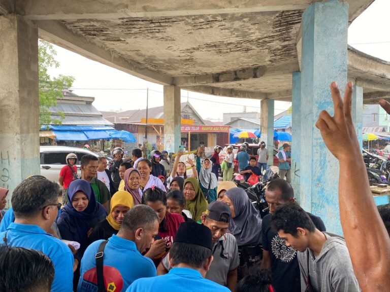 Road Show 17 Kabupaten Kota, Baret Prabowo Gibran Kunjungi Kota Bau-bau