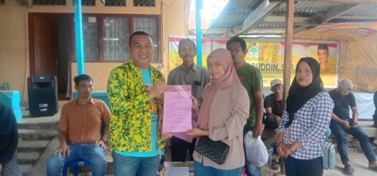 Menuju Pemilu 2024, Aksan Jaya Putra Hadiri Penyerahan Mandat Saksi Golkar untuk Mandonga dan Puuwatu