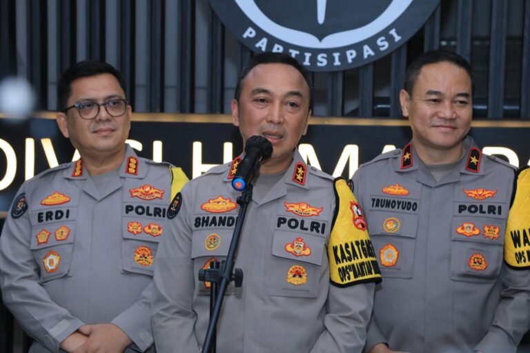 Jelang Pencoblosan Pemilu 2024, POLRI Imbau Masyarakat Tetap Jaga Persatuan dan Kesatuan