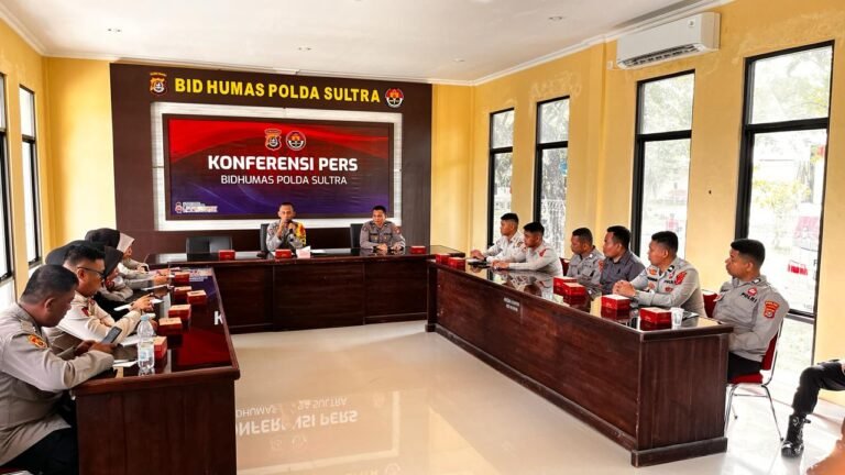 Kabid Humas Sampaikan Pengarahan pada Pengemban Fungsi PID di Polda Sultra