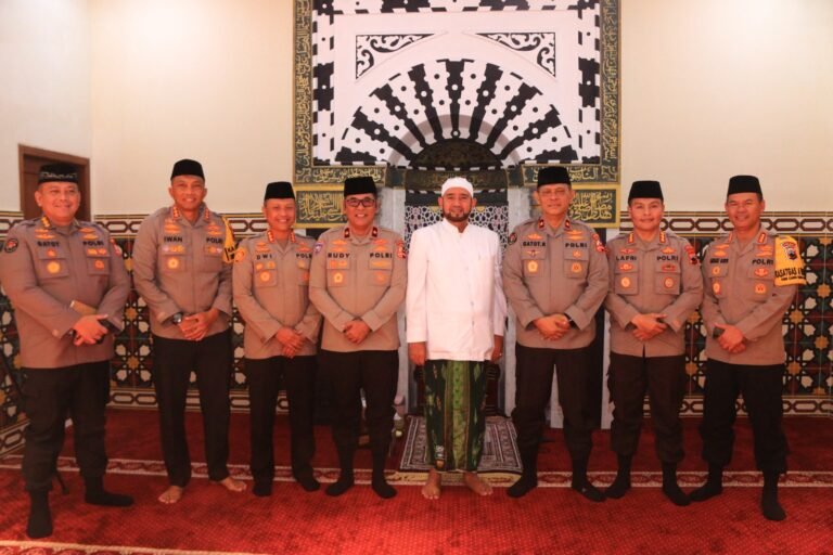 Pasca Pemilu, Habib Syech Ajak Masyarakat Jaga Persatuan dan Kesatuan demi NKRI