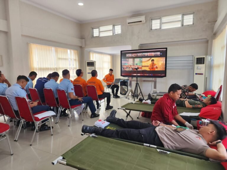 HUT Basarnas ke 52, KPP Kendari Gelar Donor Darah