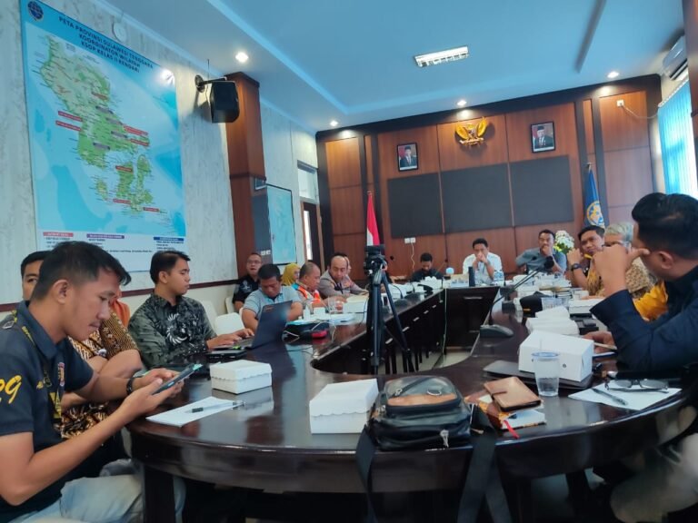 Polemik Penambangan Pasir Nambo, KSOP Kendari Mediasi Pelaku Usaha dengan Dinas ESDM Sultra