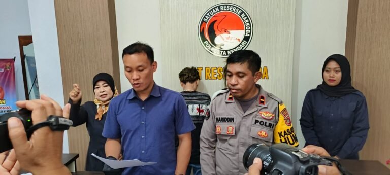 Dua Wanita Diamankan Polresta Kendari Gegara Kedapatan Miliki Sabu 4,5 Gram