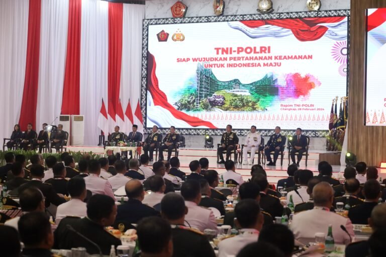 Wakapolda Sultra Hadiri Rapim TNI-Polri, Siap Tindaklanjuti Arahan Presiden Jokowi dan Kapolri