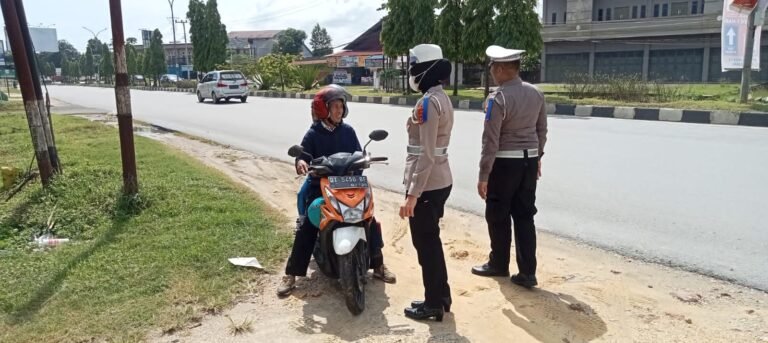 Hari ke Empat Operasi Keselamatan Anoa 2024 Tindak Pengendara Tanpa Nomor Plat