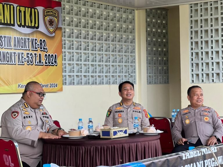 Tim Pengawas Internal Paminal Propam Mabes Polri Awasi Pelaksanaan Tes SIP di Polda Sultra