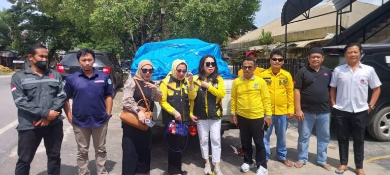 Banjir di Kendari, PT Sinar Jaya Sultra Utama Gandeng Golkar Bantu Warga Terdampak