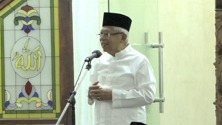 Wapres RI Bawa Tausiah di Masjid Al Kautsar Kendari