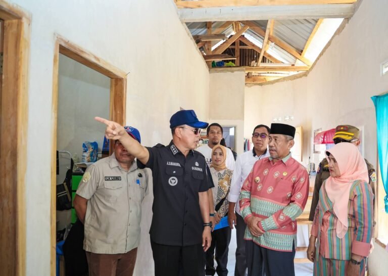 Safari Ramadan di Pulau Muna, Gubernur Sultra Prioritaskan Program Pro Rakyat
