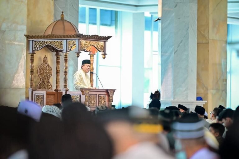 Wagub Sultra Hugua Ajak Jaga Persatuan saat Idul Fitri