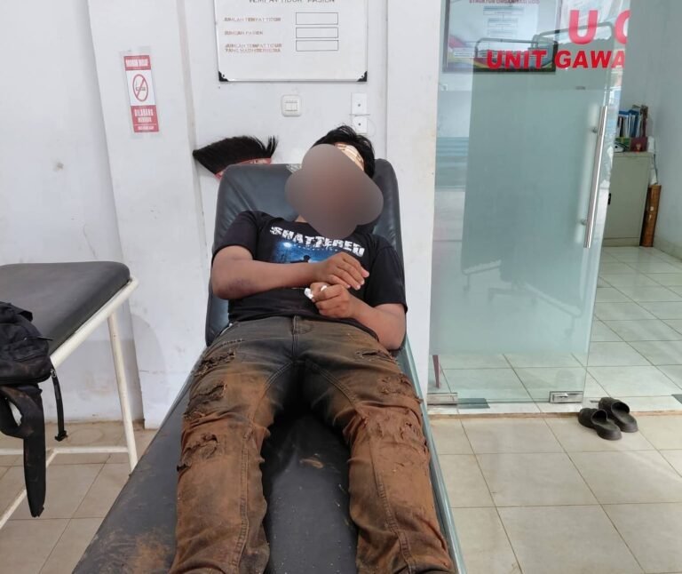 Karyawan PT SGI Asal Tasikmalaya Kecelakaan di Kolaka, HP Diduga Diambil Pengantar