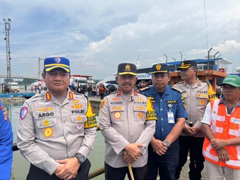 Kapolda Sultra Tinjau Pos Mudik, Arus Lebaran Terpantau Lancar