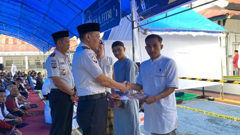 2.156 WBP Sultra Terima Remisi Idulfitri, 7 Langsung Bebas
