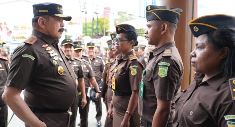 Jaksa Agung Tekankan Penegakan Hukum Berkeadilan di Papua