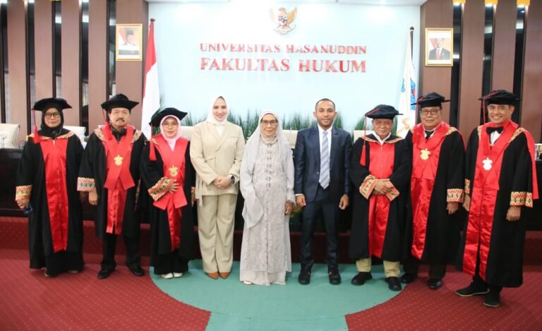 Jamal Aslan Raih Doktor Hukum Unhas Cumlaude