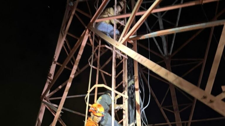Tak Tahan Dimarahi Ibu, Remaja Coba Bunuh Diri di Tower Telkomsel Kolaka