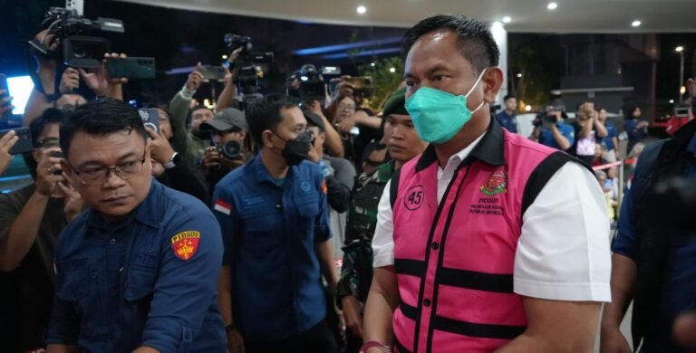 Kejagung Tetapkan 3 Tersangka Korupsi Tambang PT AKT