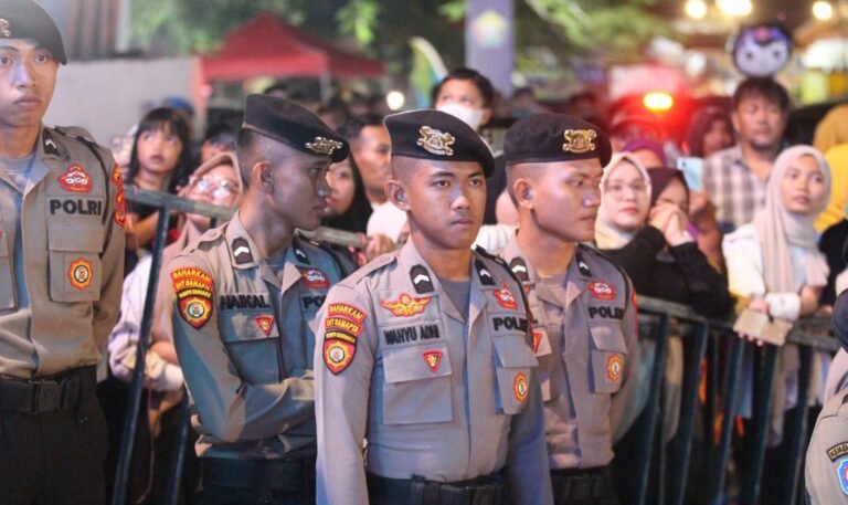 Polda Sultra Amankan Perayaan HUT ke-62 di Tugu MTQ