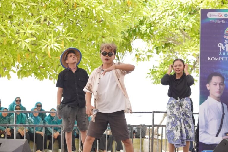 Pesona Pulau Bokori Diangkat Lewat Teater “Mengejar Cinta”